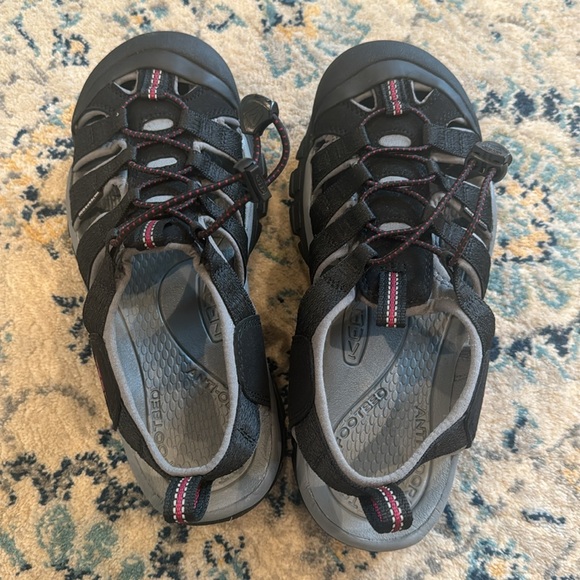 BRAND NEW Keen Women’s Astoria West Sandal - Picture 4 of 6
